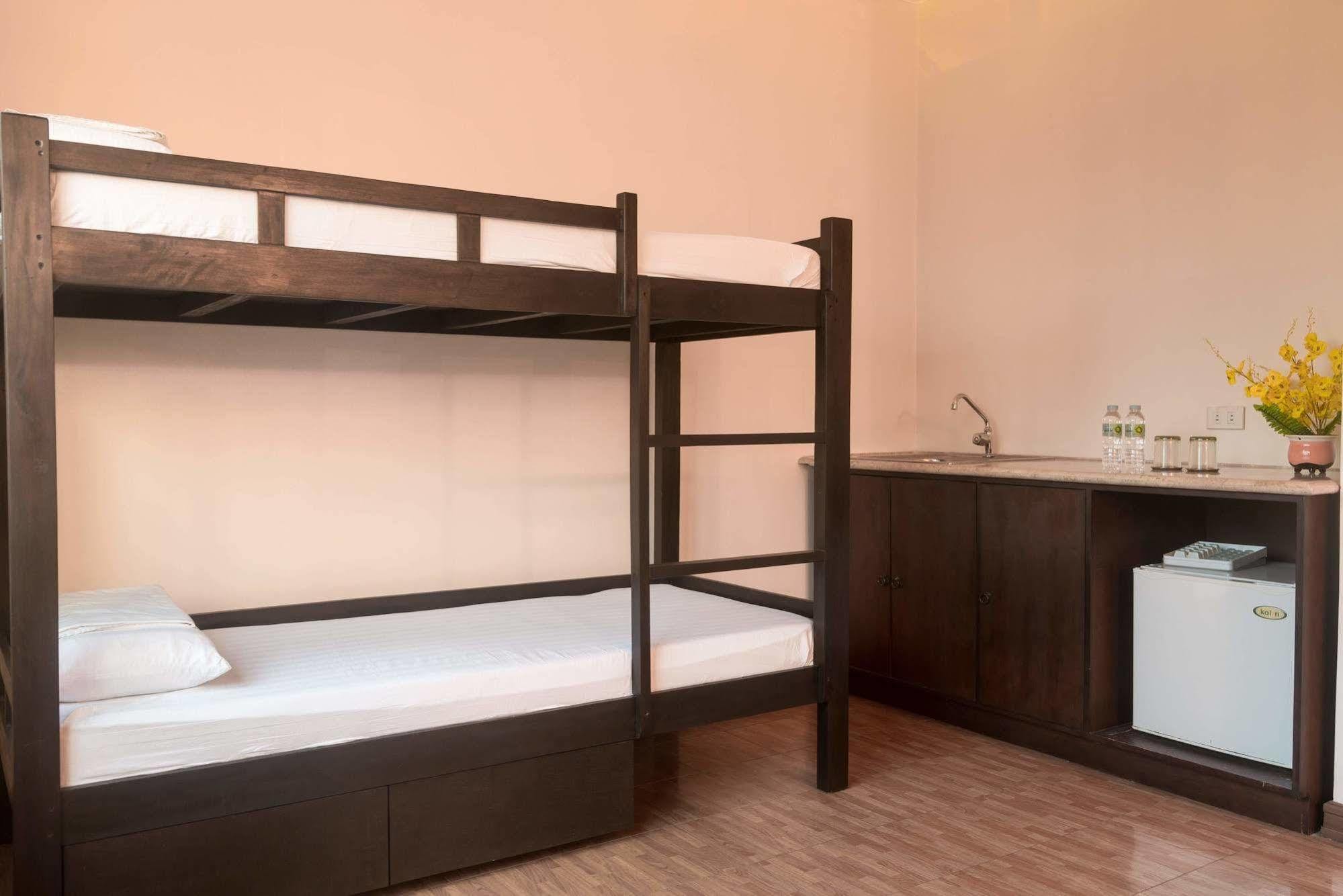 Oftana Suites Mandaue Exteriör bild